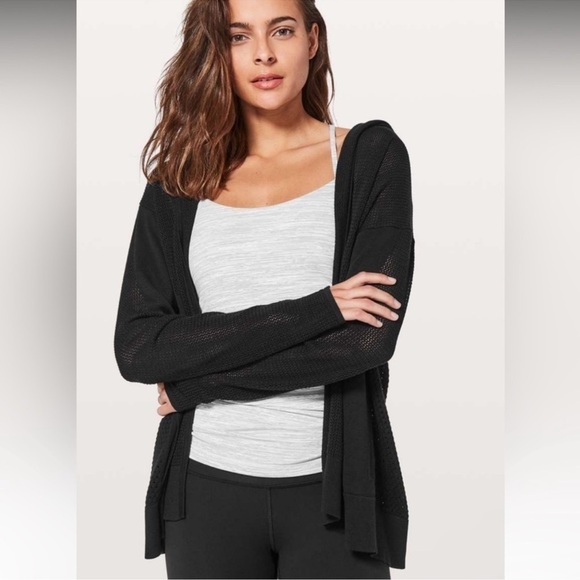 Lululemon Still Movement Wrap Cardigan Hooded Black Size Small Women’s Pockets - Picture 2 of 11
